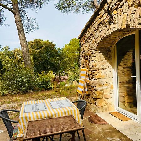 Les Cabanons Sainte Victoire Hotel Exterior photo